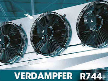 Evaporator for R744